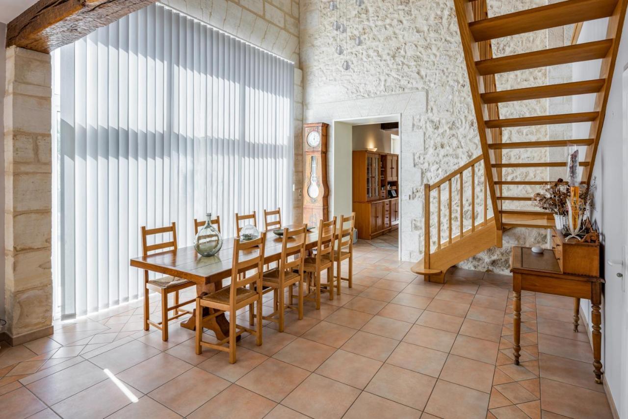 Domaine De Meyney Apartment Villegouge Exterior photo